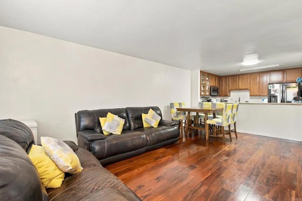 3030 Suncrest Drive 106