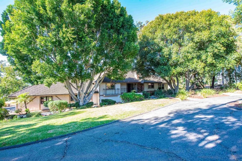 2730 Mountain View Drive