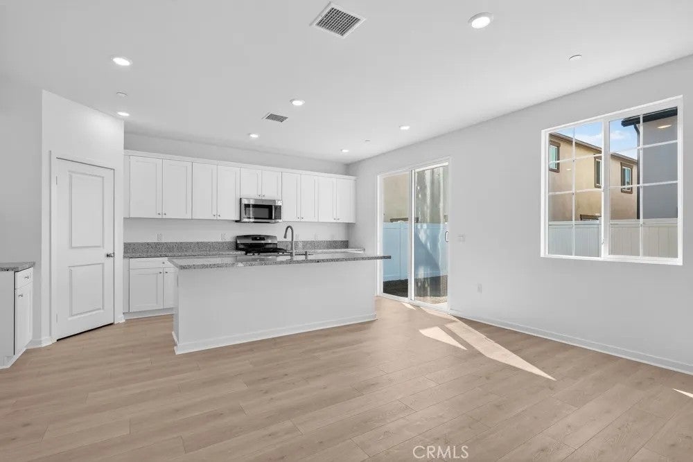 Photo of 29304 Victoria Beach Boulevard, Winchester, CA 92596 (MLS # IG26054230)
