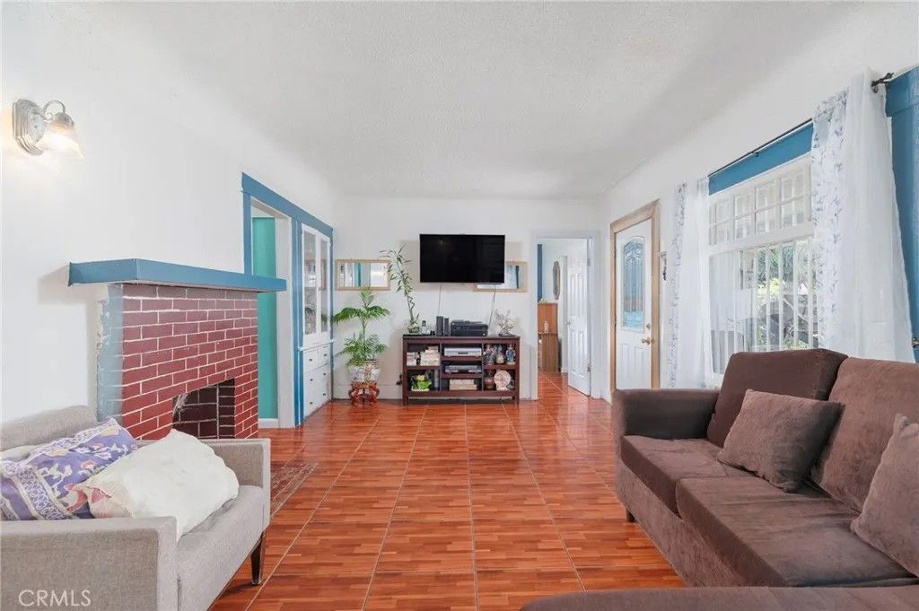 Photo of 3224 Griffin Ave, Los Angeles, CA 90031 (MLS # SW25269246)