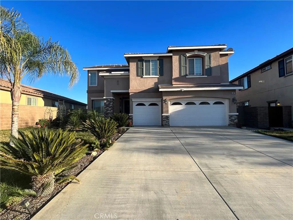Photo of 53051 Imperial St, Lake Elsinore, CA 92532 (MLS # DW26014927)