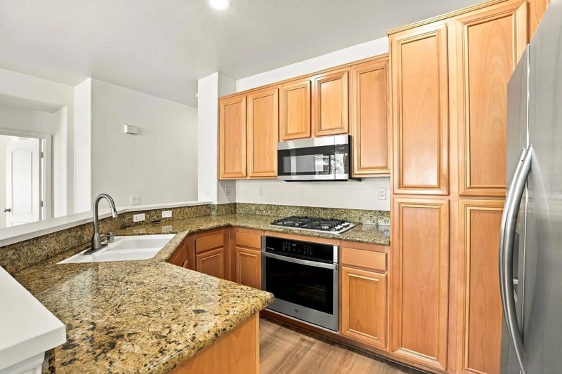 2072 Aviata Rd 66