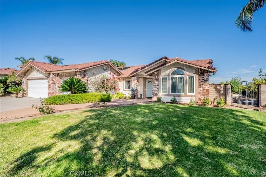 Photo of 6744 Mission Grove, Riverside, CA 92506 (MLS # OC26060059)