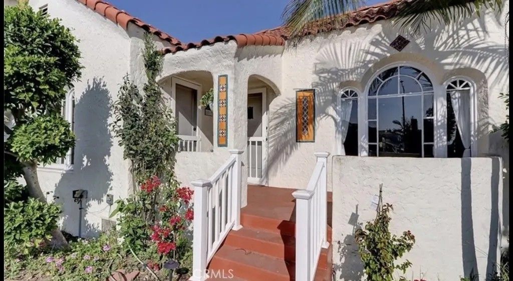 Photo of 501 Avenue B, Redondo Beach, CA 90277 (MLS # PW26025325)