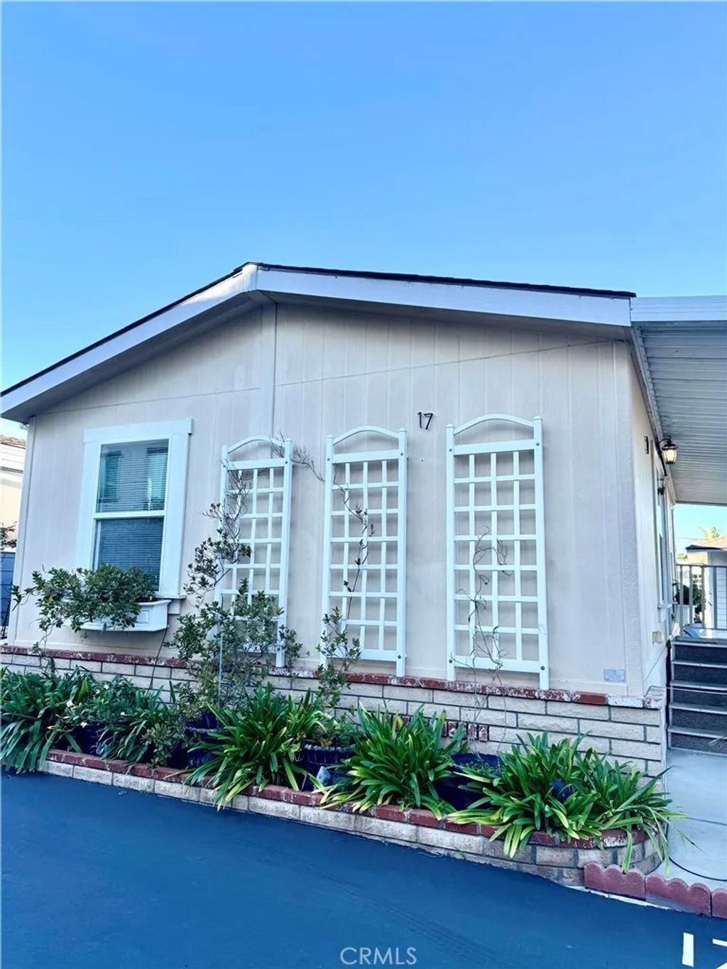 Photo of 1660 Whittier Ave #17, Costa Mesa, CA 92627 (MLS # PW26010477)