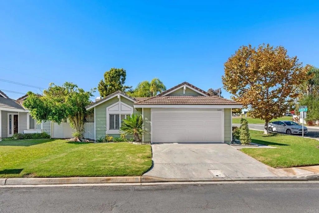 Photo of 1680 Hill Top Lane, Encinitas, CA 92024 (MLS # NDP2510057)