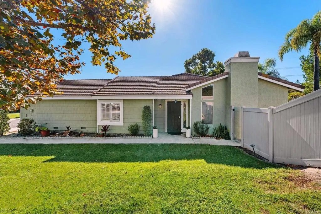 Photo of 1680 Hill Top Lane, Encinitas, CA 92024 (MLS # NDP2510057)