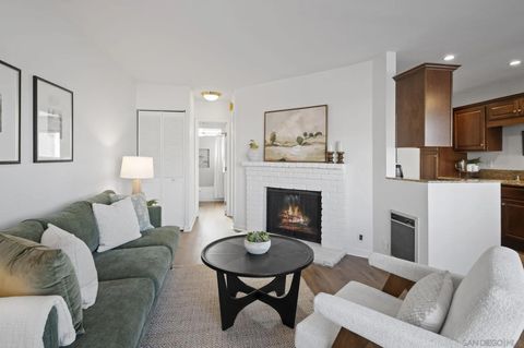 Tiny photo for 4185 Louisiana St #7, San Diego, CA 92104 (MLS # 250044997)