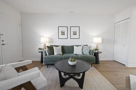 Tiny photo for 4185 Louisiana St #7, San Diego, CA 92104 (MLS # 250044997)