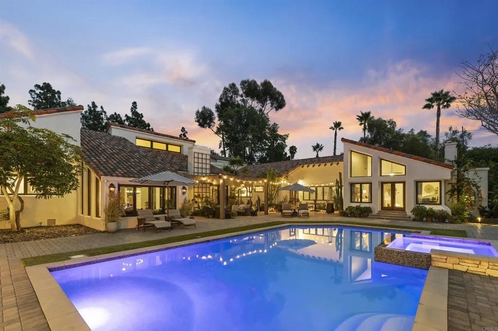 17940 Avenida Alondra