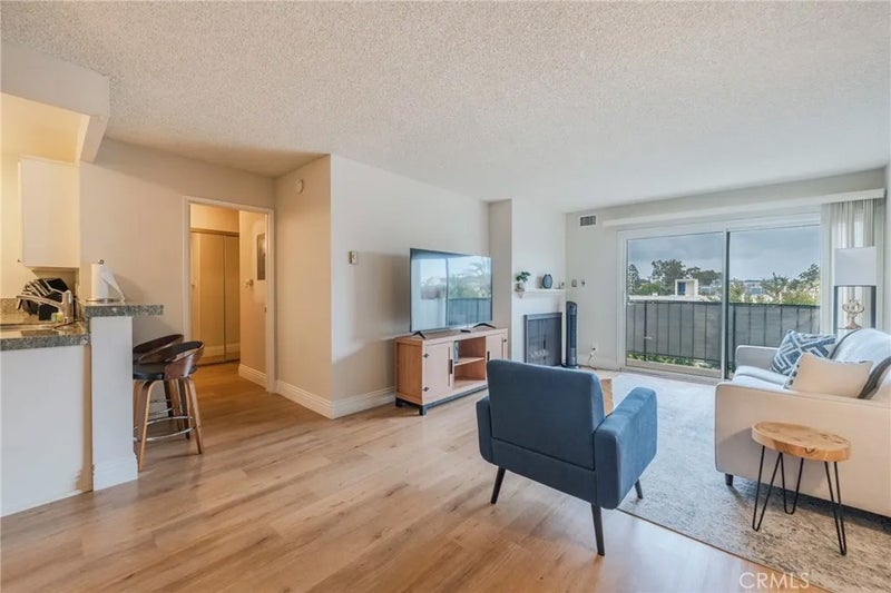 8163 Redlands Street 56
