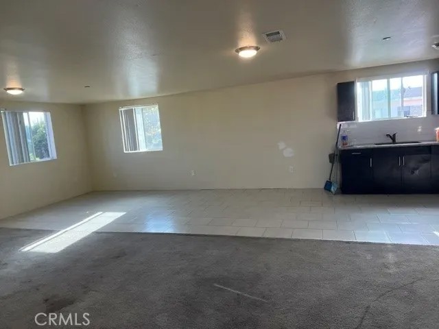 330-330 1/2 E 99th