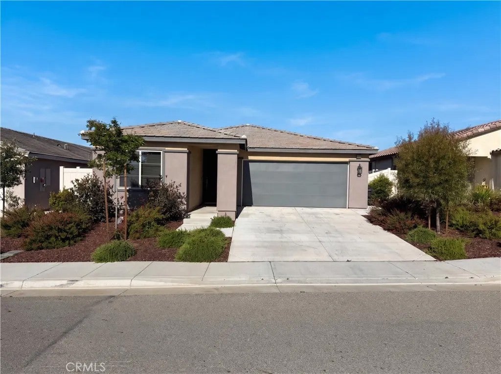 Photo of 1585 Sunswept Way, Beaumont, CA 92223 (MLS # IV26093829)