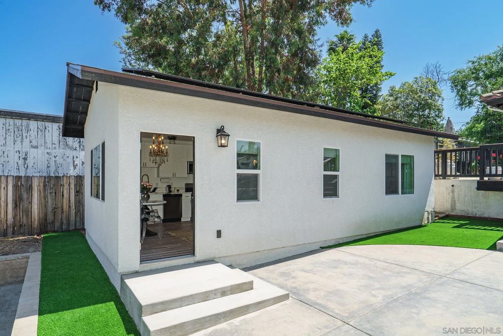 Photo of Sierra Madre Rd, Spring Valley, CA 91977 (MLS # 250040715)
