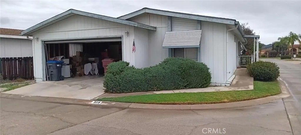 Photo of 27250 Murrieta Rd #359, Sun City, CA 92586 (MLS # SW26033484)