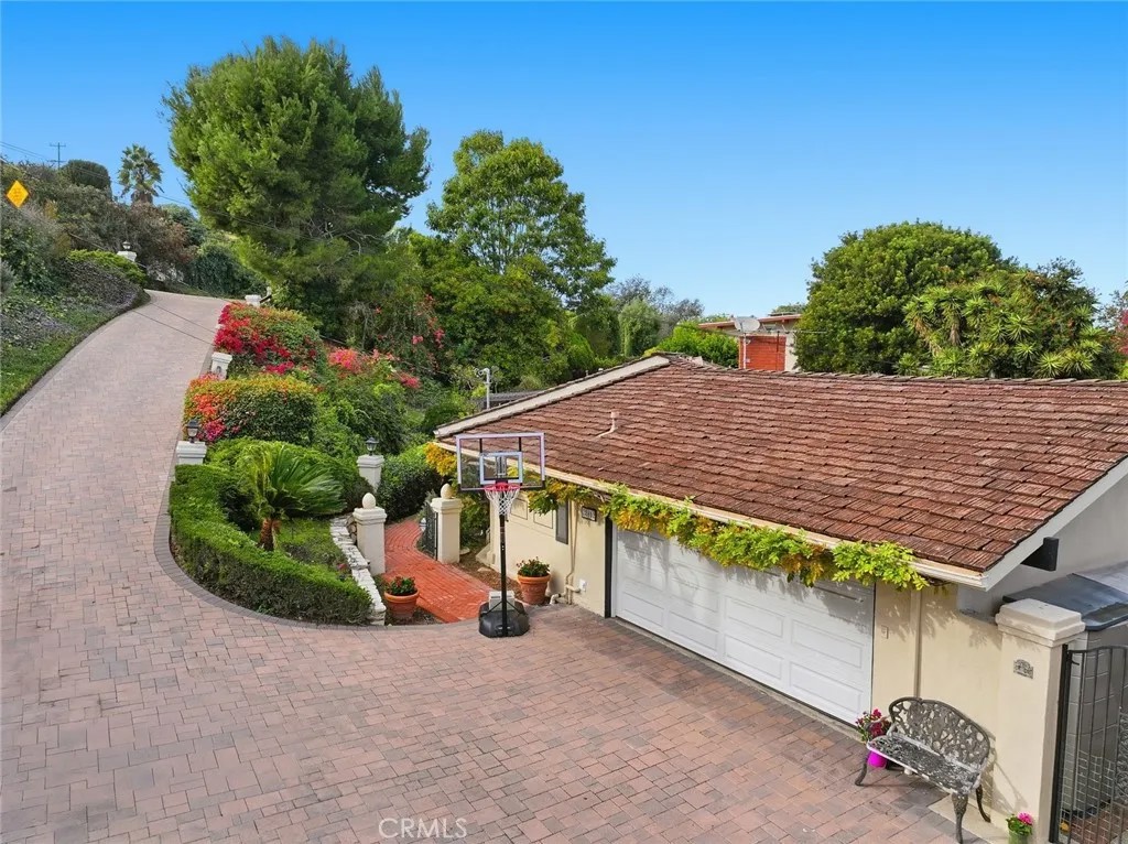 28612 Palos Verdes East