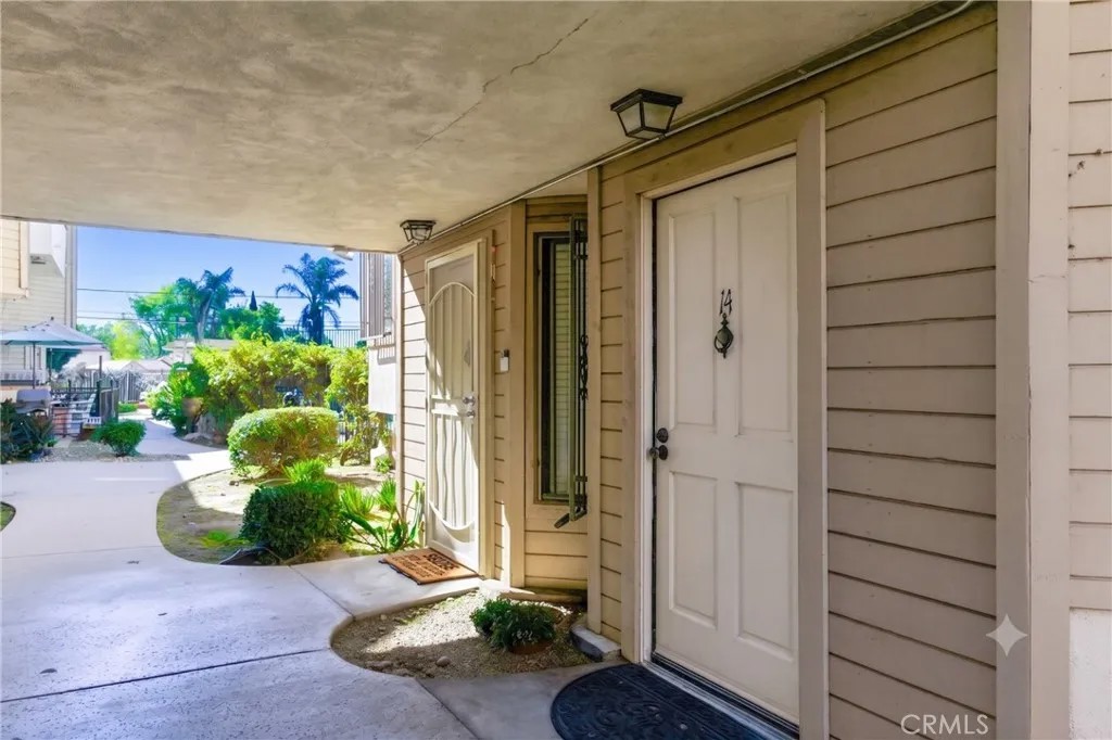 14715 Saticoy Street 14
