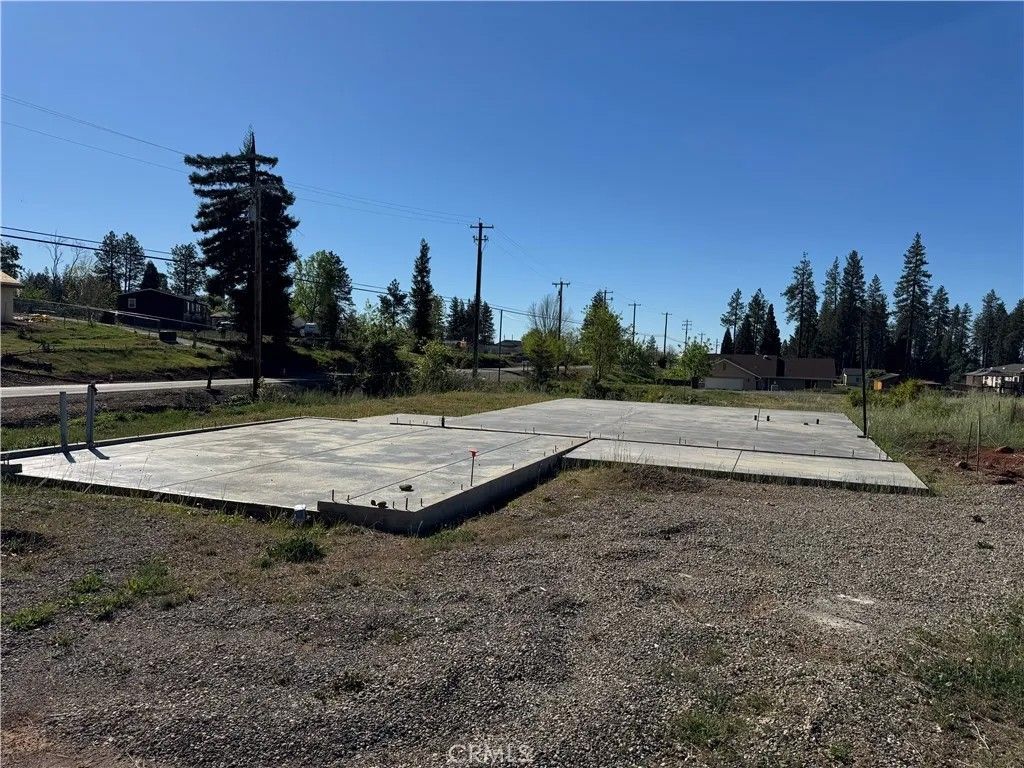 Photo of 1720 Timber Ln, Paradise, CA 95969 (MLS # PA26064666)