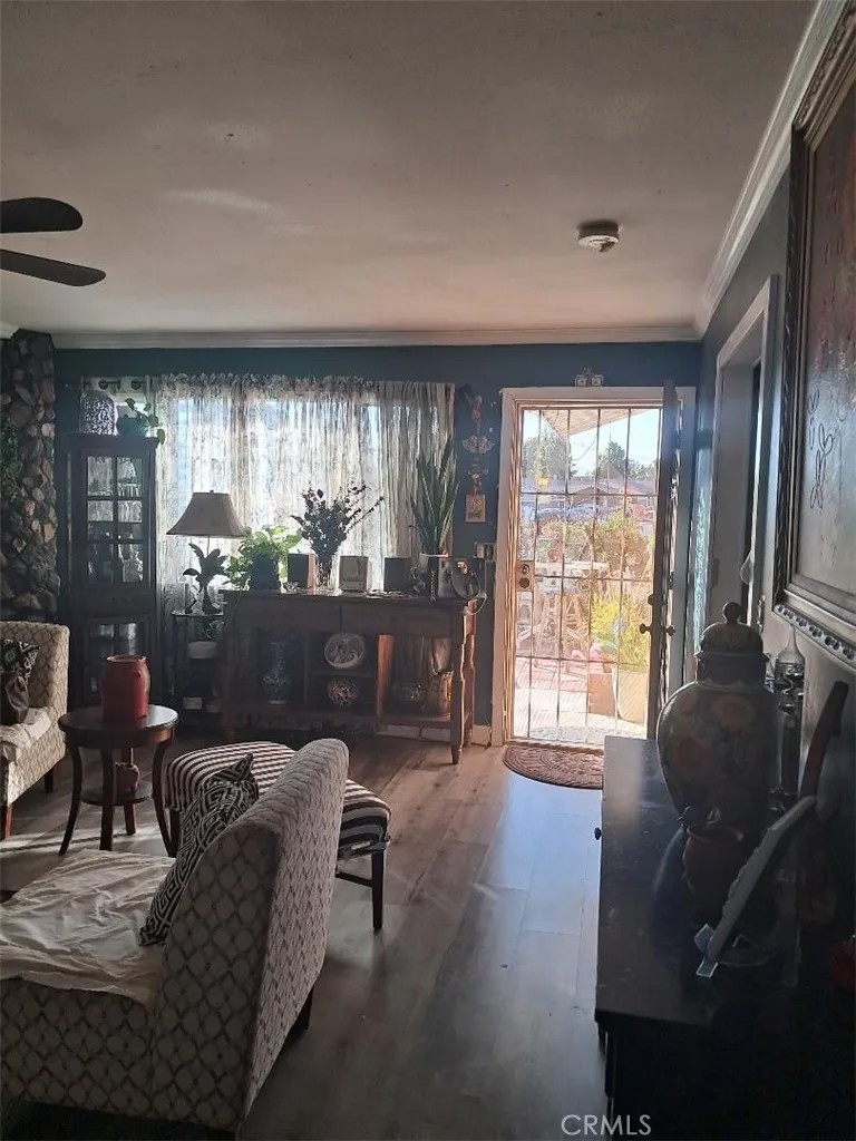 11283 Greenwood