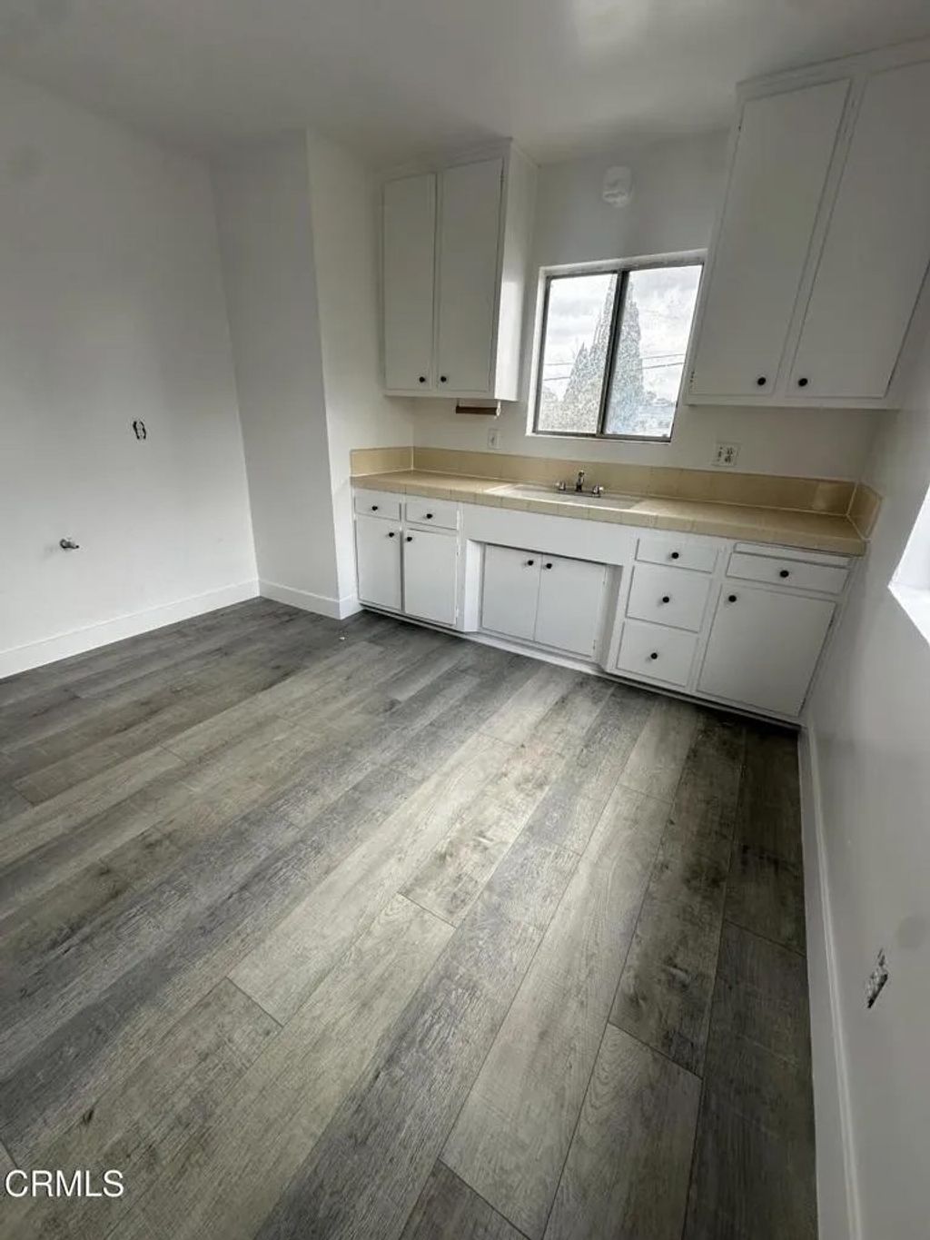 Photo of 1650 W 209th Street #apt 6, Torrance, CA 90501 (MLS # P1-26625)