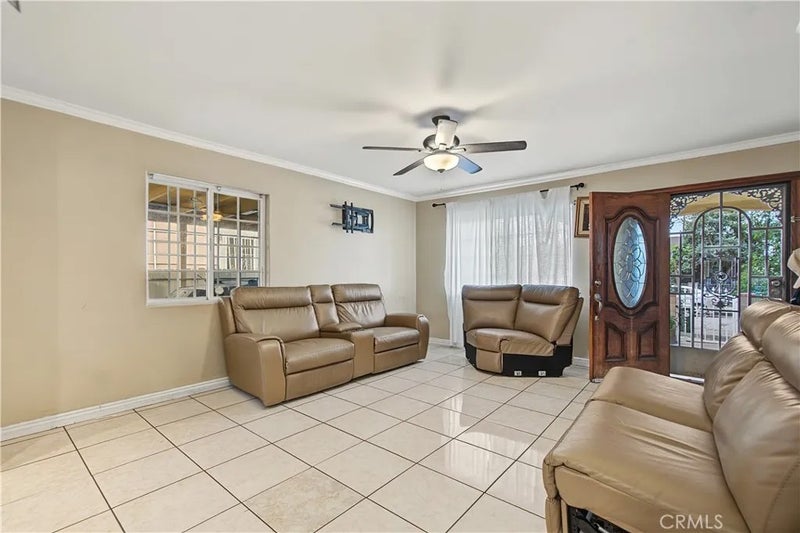 435 W 91st Place