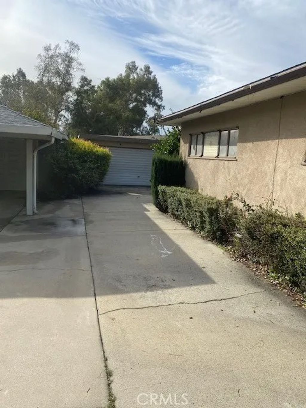 Photo of 191 E Marshall Boulevard, San Bernardino, CA 92404 (MLS # IG26012739)