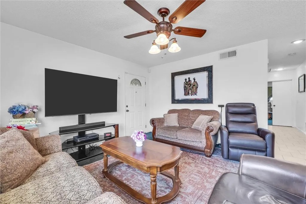 1013 Quiet Creek