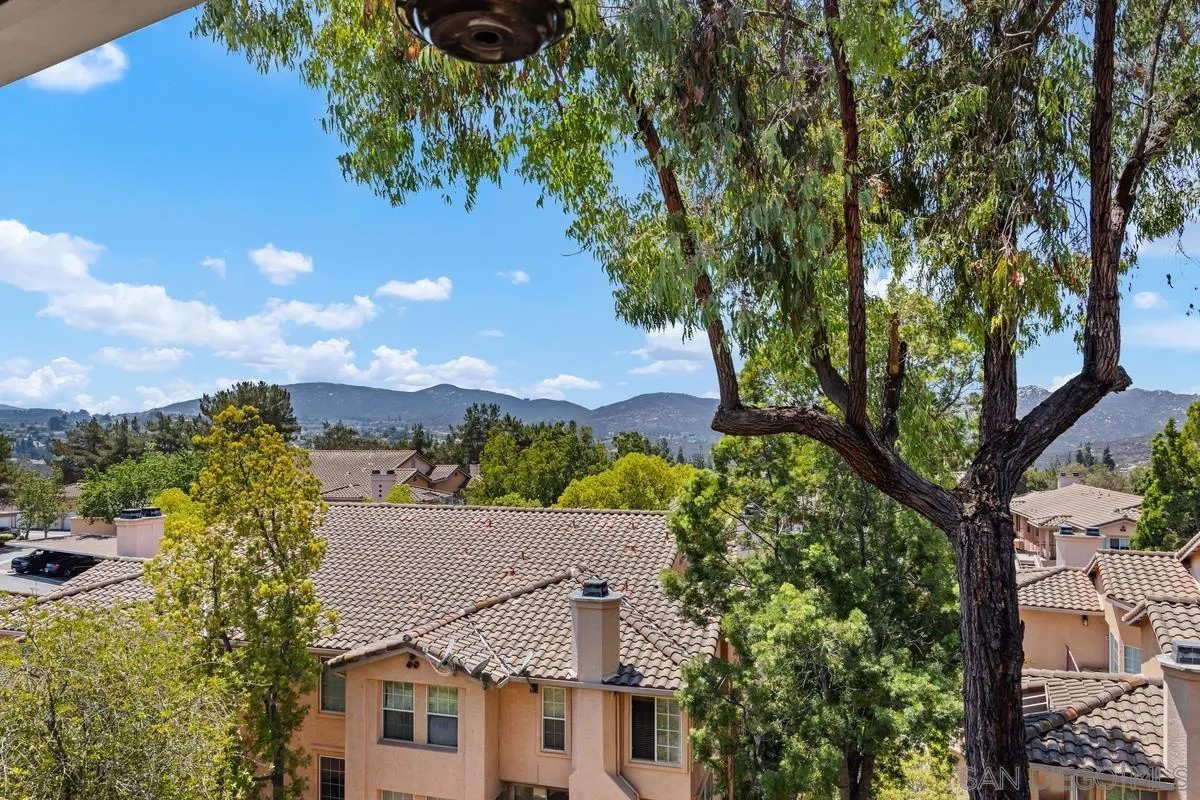 18557 Caminito Pasadero 389