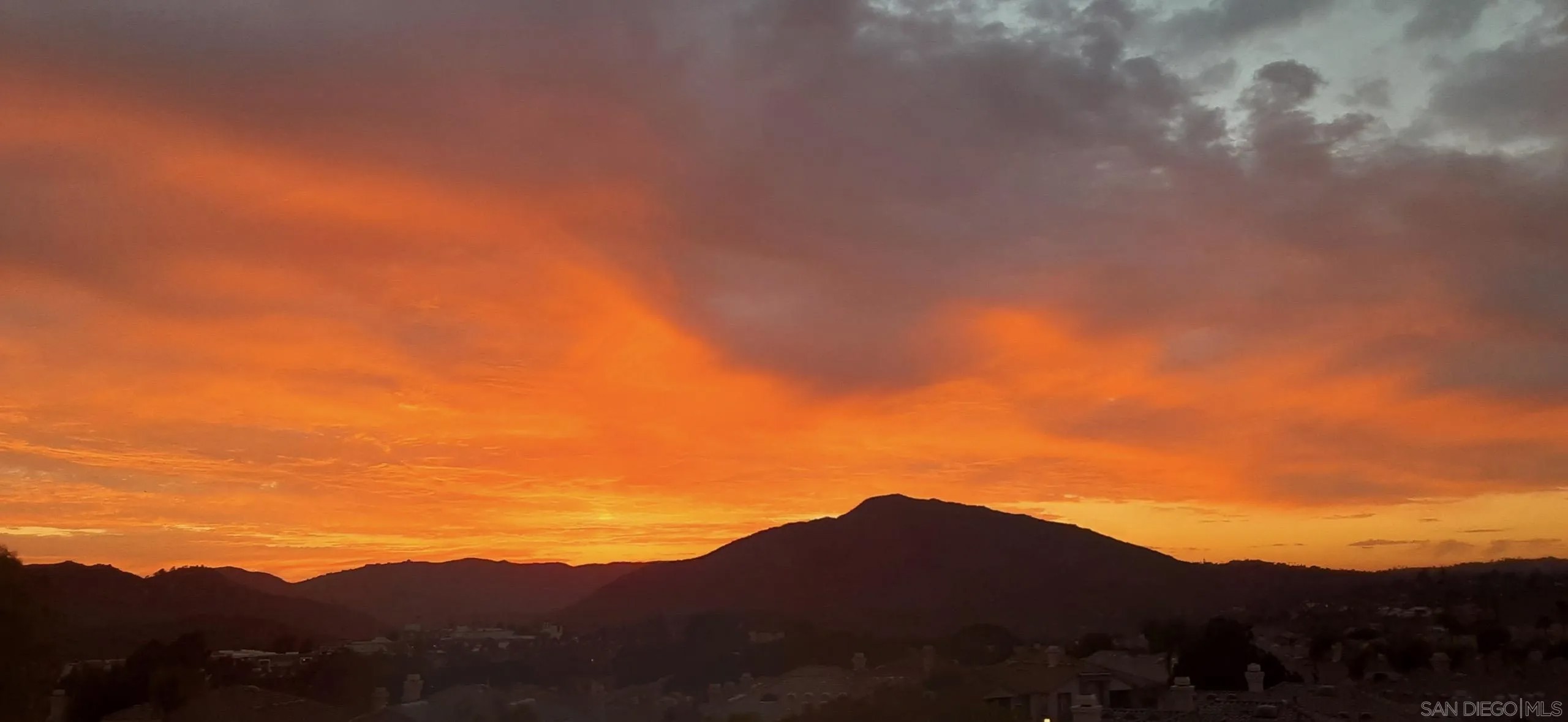 18557 Caminito Pasadero 389