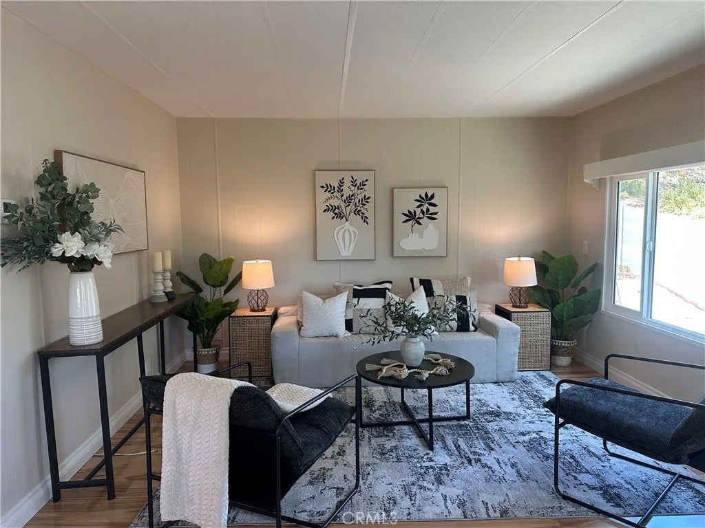 Photo of 4747 Oak Crest #96, Fallbrook, CA 92028 (MLS # SW26072102)