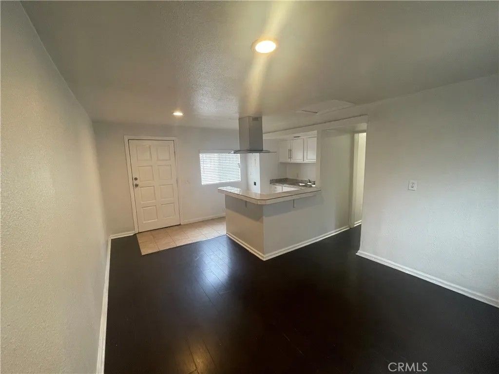 Photo of 4605 Arlington #1/2, Los Angeles, CA 90043 (MLS # DW26079723)