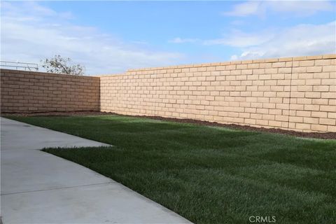 Tiny photo for 15412 Thistle Street, Fontana, CA 92336 (MLS # CV25247650)
