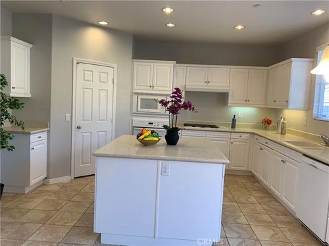 Tiny photo for 15412 Thistle Street, Fontana, CA 92336 (MLS # CV25247650)