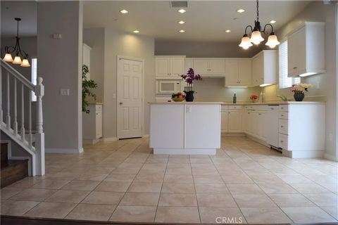Tiny photo for 15412 Thistle Street, Fontana, CA 92336 (MLS # CV25247650)