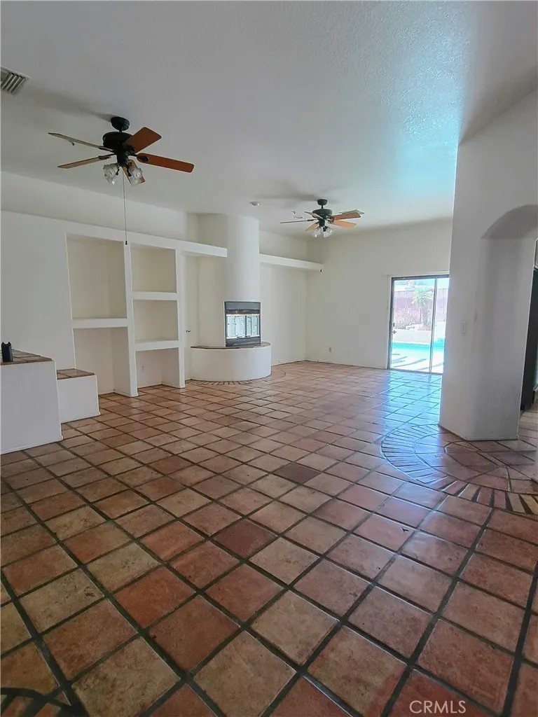 10111 Cactus Drive