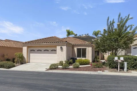 2229 Hilton Head Glen, Escondido, CA 92026 - #: NDP2607571