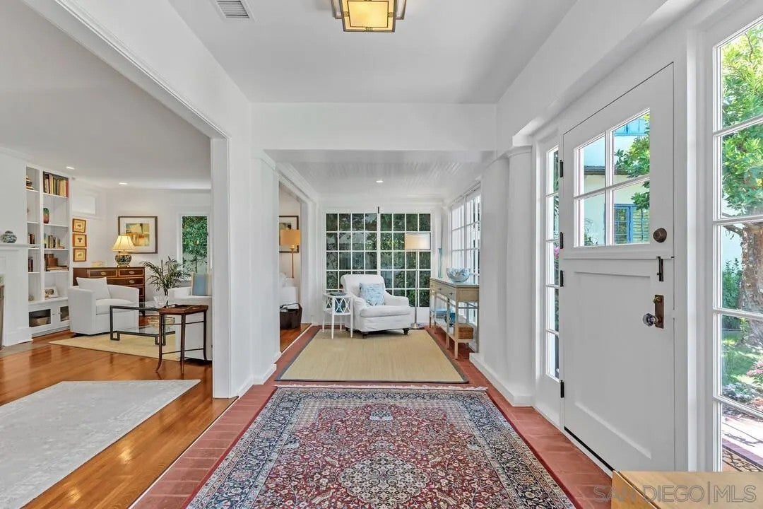 1111 G Avenue