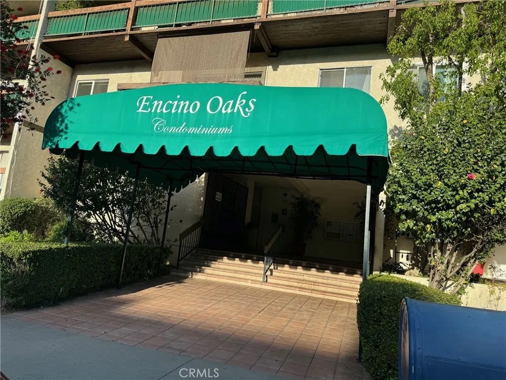 5460 White Oak