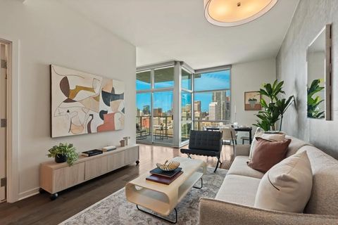 Tiny photo for 800 The Mark Ln #2103, San Diego, CA 92101 (MLS # 250041630)