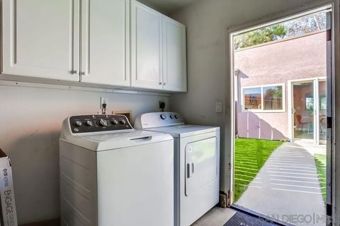 Tiny photo for 1463 N Broadway #E, Escondido, CA 92026 (MLS # 250042627)