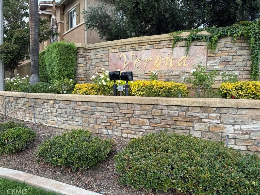 Photo of 26438 Arboretum Way, Murrieta, CA 92563 (MLS # SW25228060)