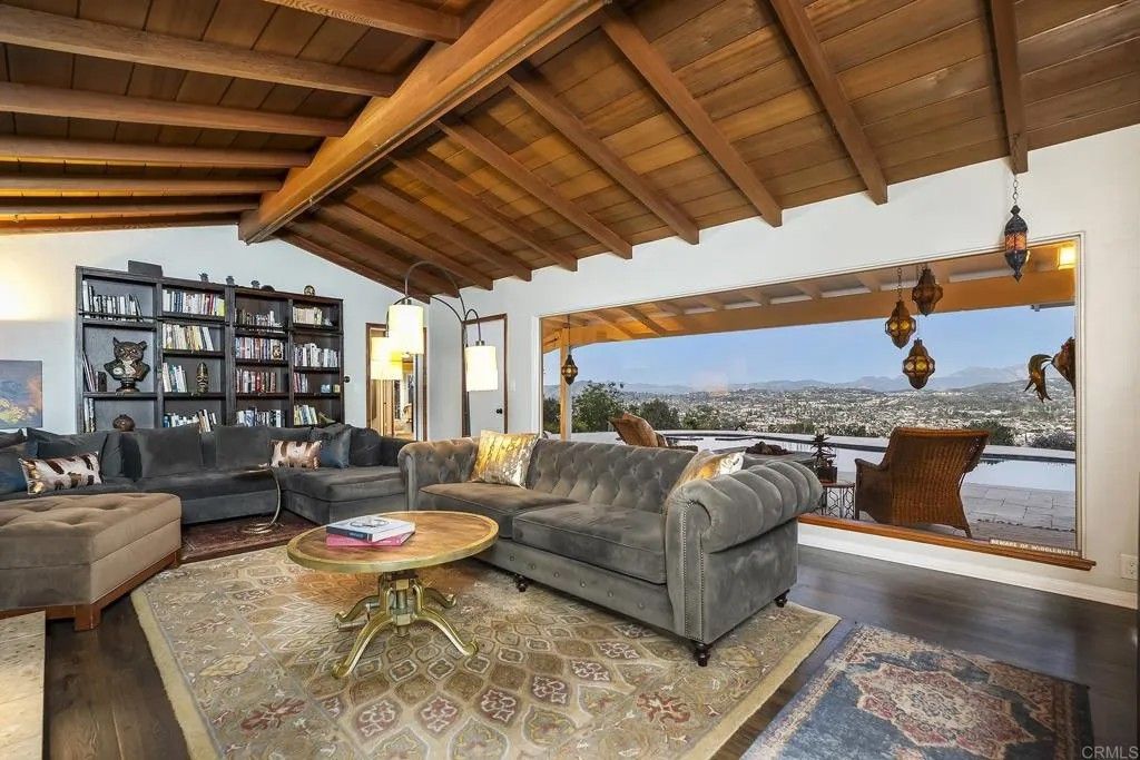 Photo of 1410 Merritt Dr, El Cajon, CA 92020 (MLS # PTP2601567)