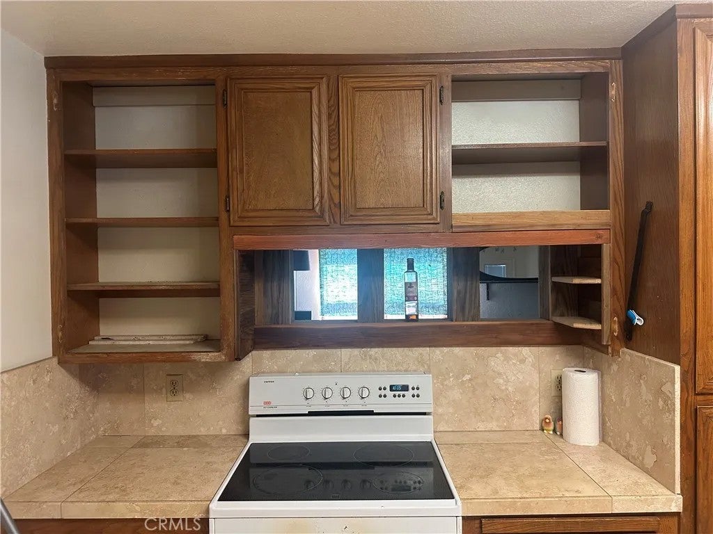 7475 Warren Vista