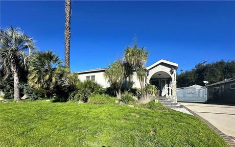 Photo of 2209 Queensberry Rd, Pasadena, CA 91104 (MLS # CV26044848)