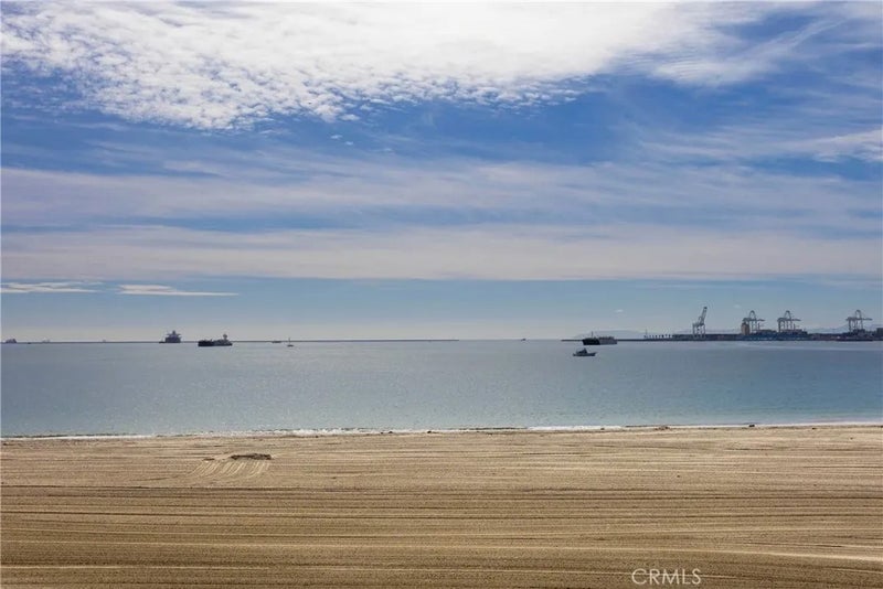 1500 E Ocean Boulevard 206