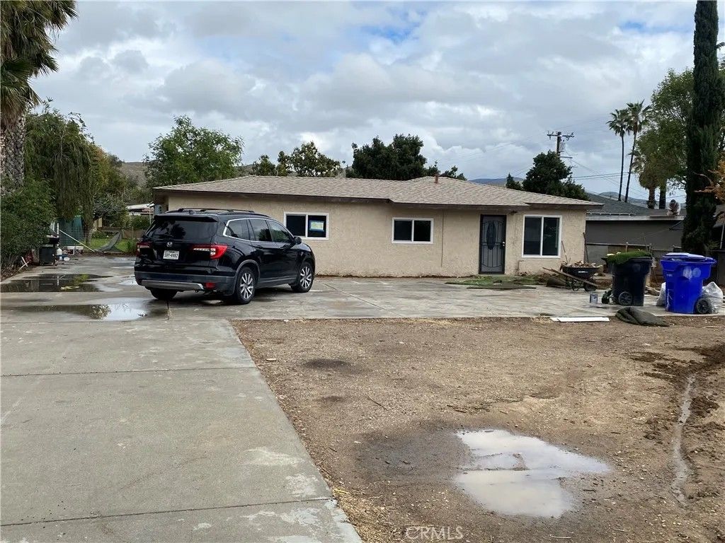 Photo of 10025 Mission Blvd, Jurupa Valley, CA 92509 (MLS # RS26036342)
