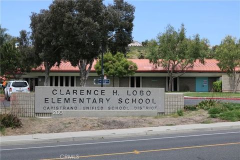 Tiny photo for 1023 Via Presa, San Clemente, CA 92672 (MLS # OC25274648)