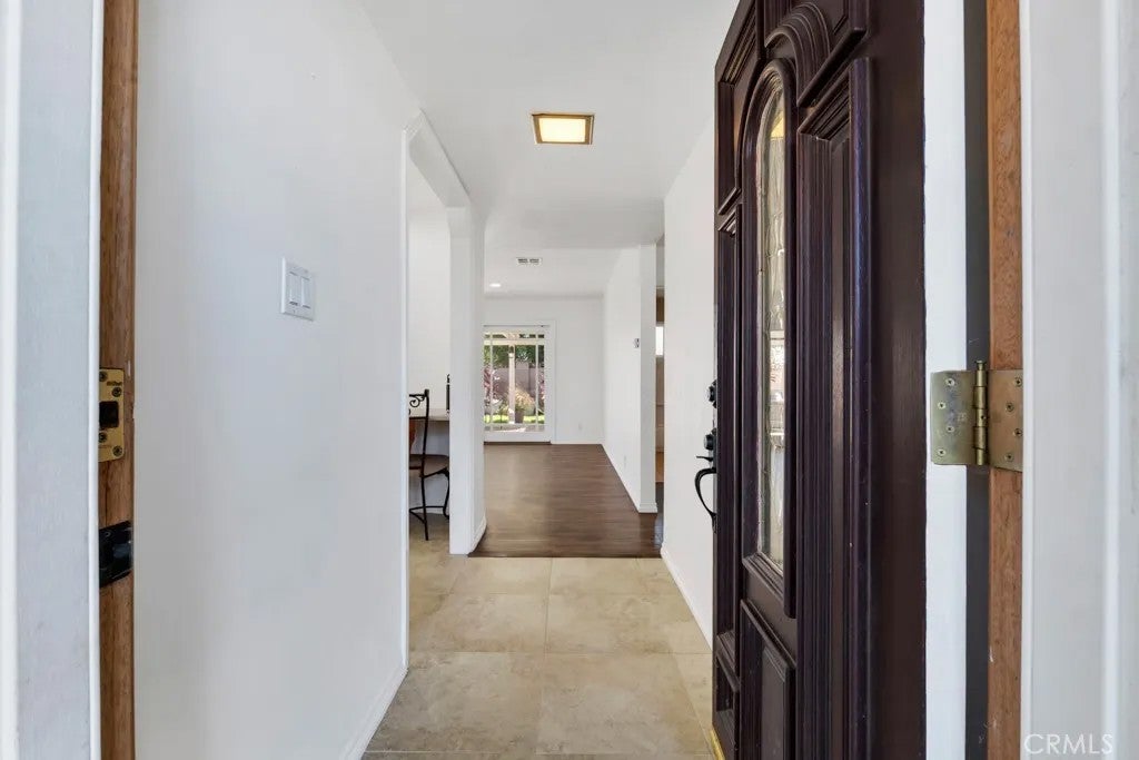 2091 Burrell