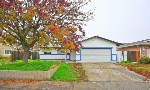 Photo of 854 Finch Way, Fairfield, CA 94533 (MLS # PW25276186)