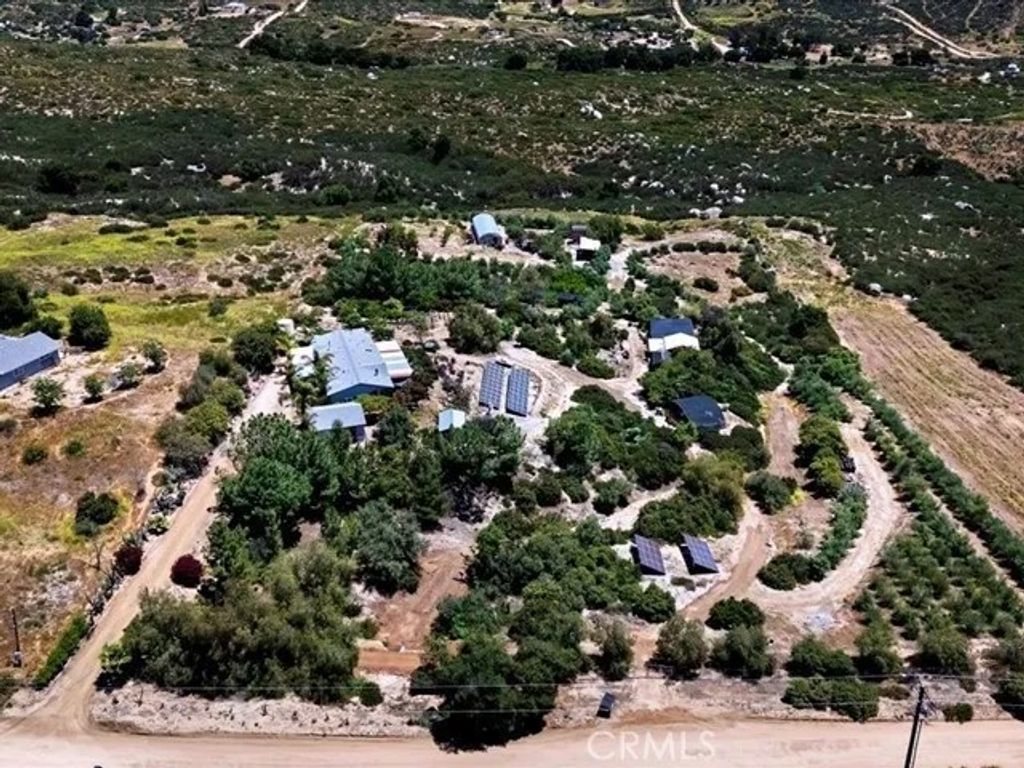 Photo of 40410 Exa Ely Road, Hemet, CA 92544 (MLS # SW25251871)